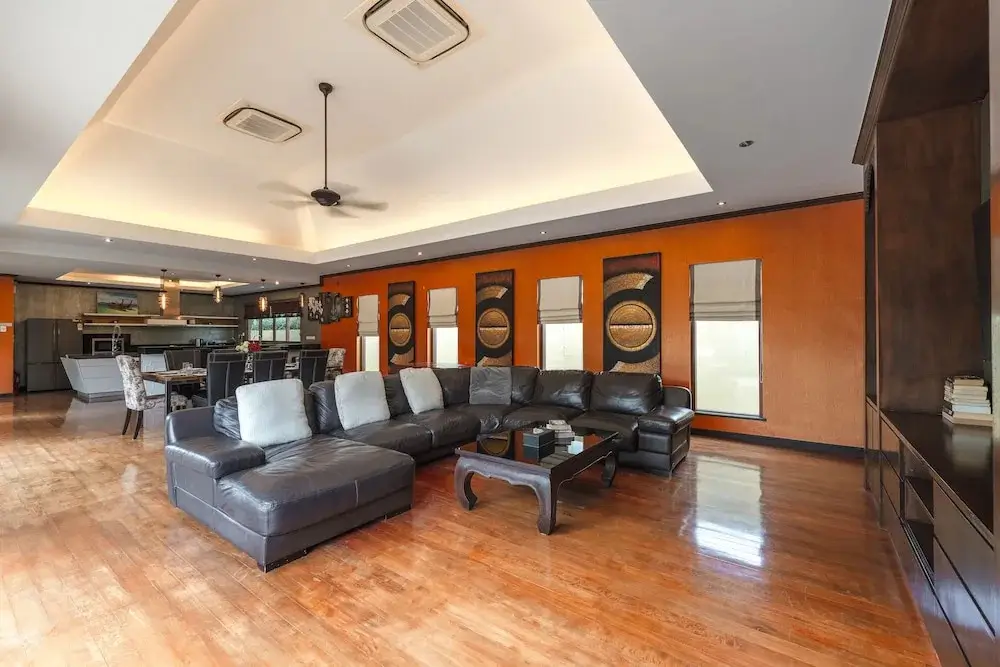 Пхукет: Private 6BR Tropical Estate near Nai Harn Beach