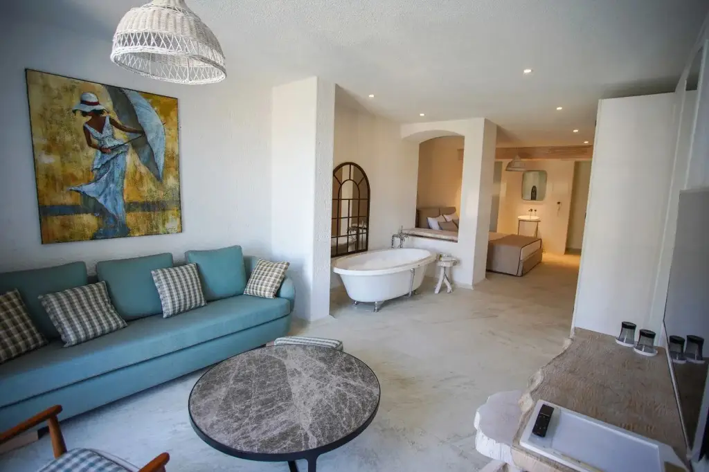 Чешме: Avalon Boutique Hotel & Suites