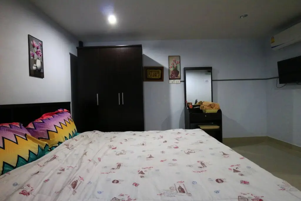 Бангкок: 9G Room