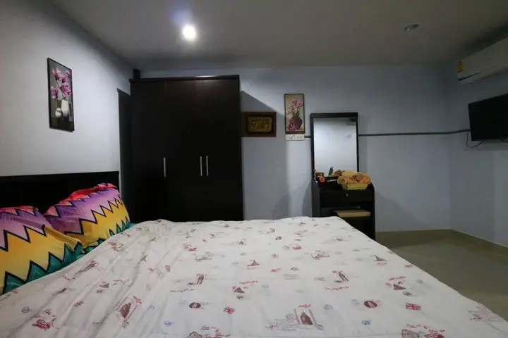 Бангкок: 9G Room
