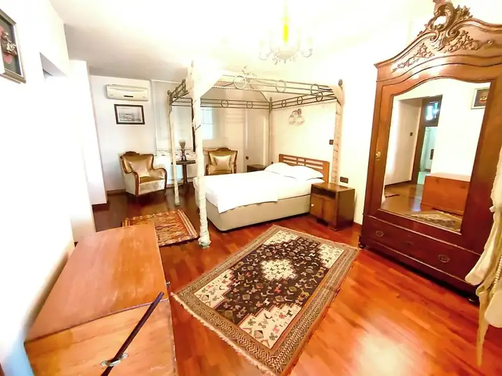 Стамбул: Villa Sphendone