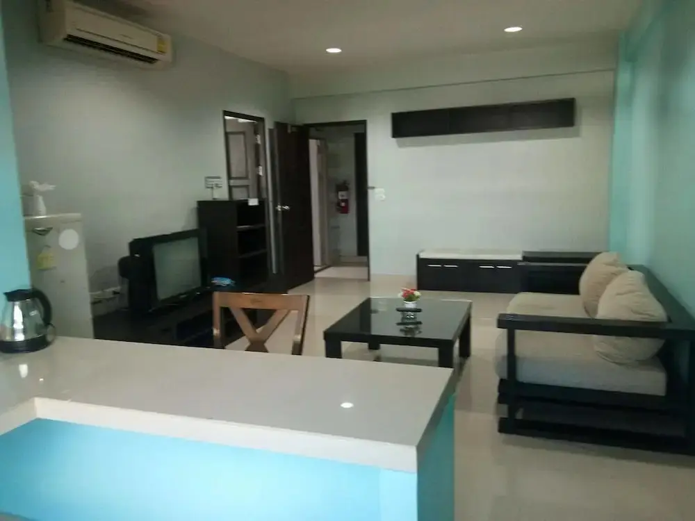 Чонбури: Ananya Residence Service Apartment