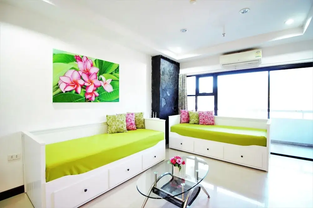 Кату: Patong Tower 1.3 Patong Beach by PHR