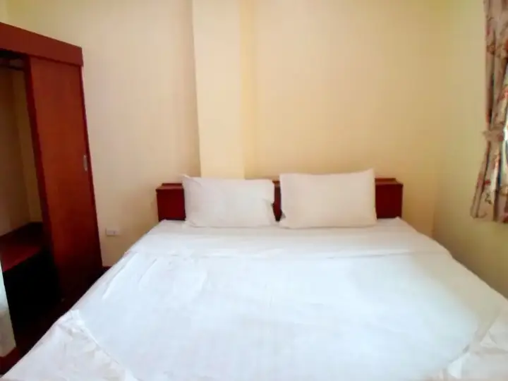 Сураттхани: S Vittayakorn Apartment