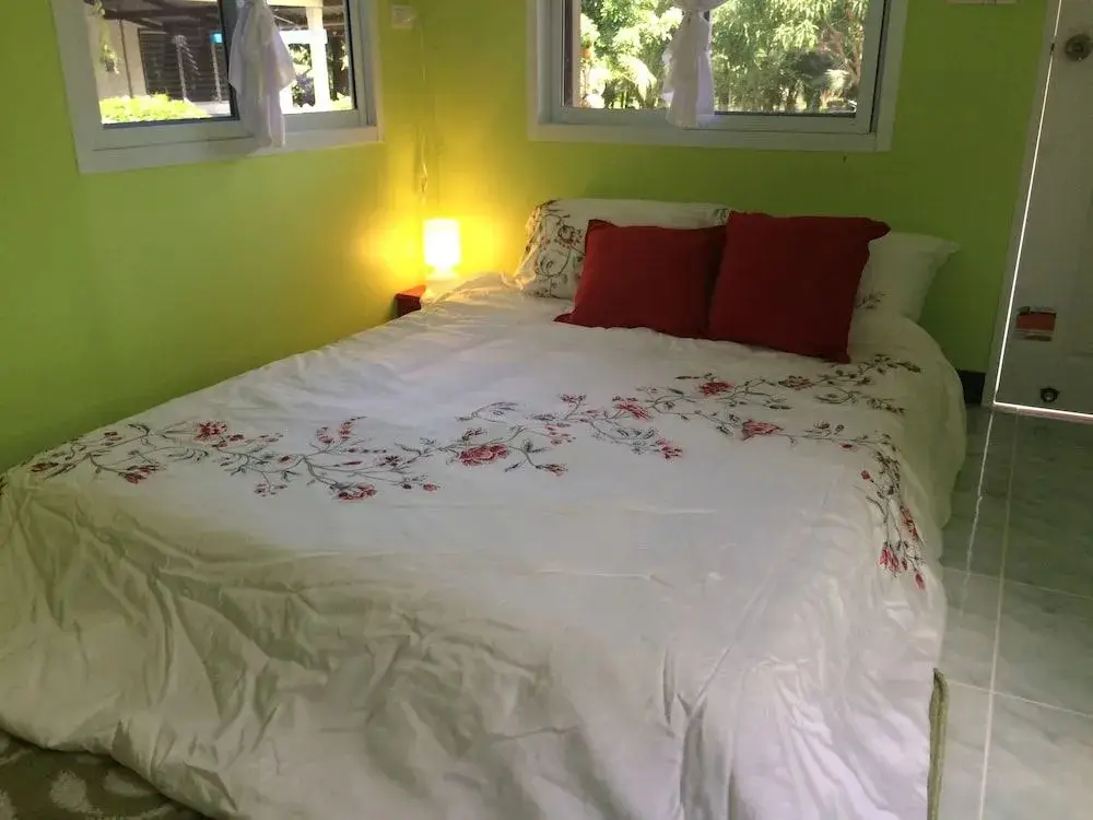Дамноен Садуак: Ban Kunlaya Homestay