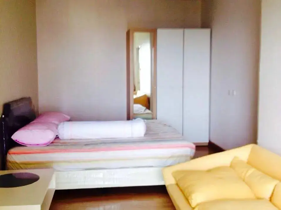 Бангкок: 1 Bedroom at Supalai Park Srinakarin