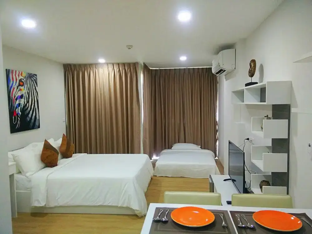 Муанг: Ozone Condotel Kata Beach by Alpina