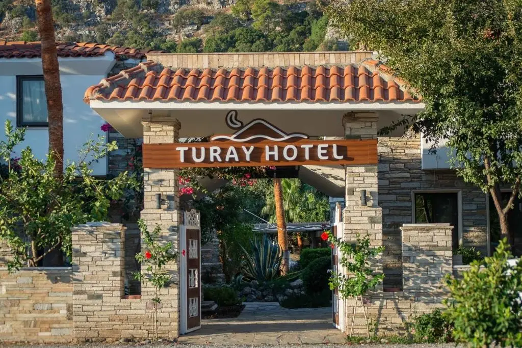 Дальян: Turay Hotel