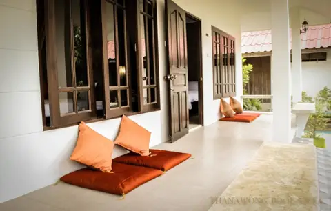 Thanawong Pool Villa — фото 1