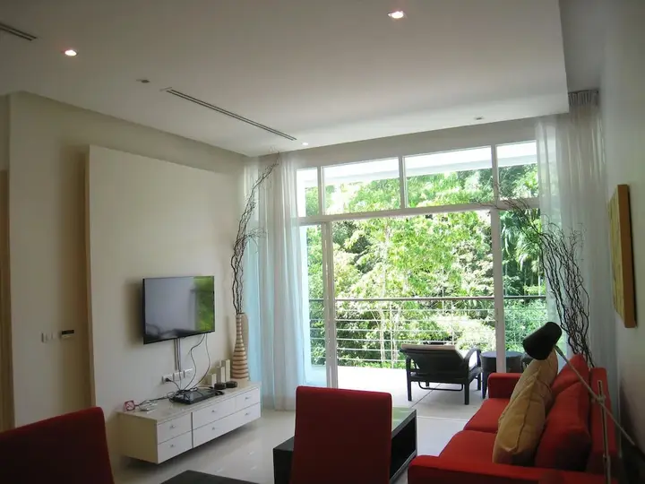 Кату: Modern and Cozy 1BR-APT by PIPS