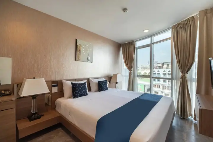 Бангкок: Beyond Suite Rama8