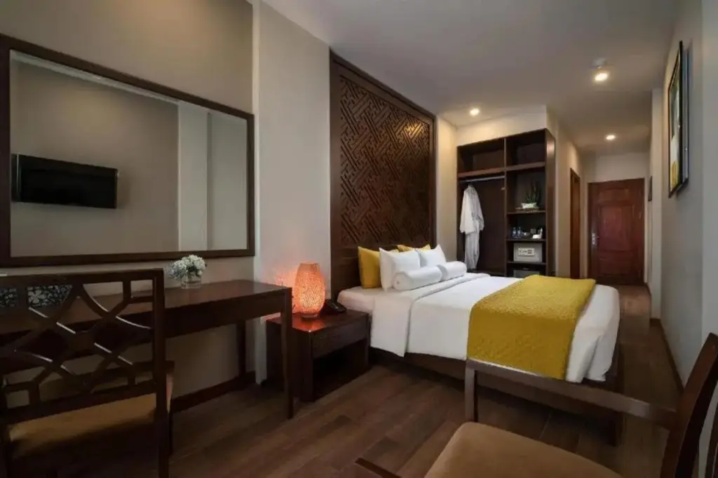 Ханой: Hanoi Lakeside Premium Hotel