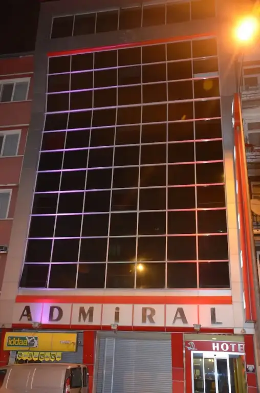 Admiral Hotel — фото 1