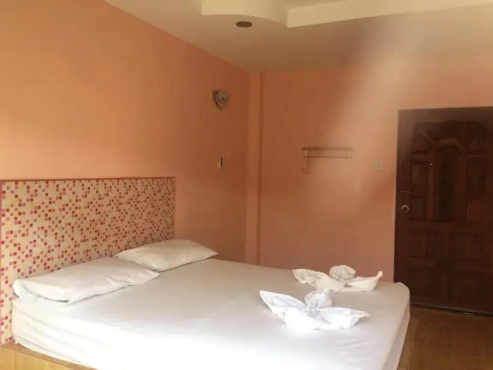 Сатхингпхра: Palm Payom Village Resort
