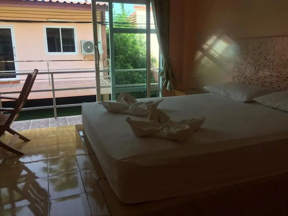 Сатхингпхра: Palm Payom Village Resort