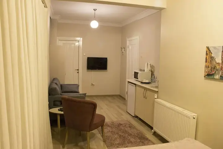 Измир: Itimat Otel Karsiyaka