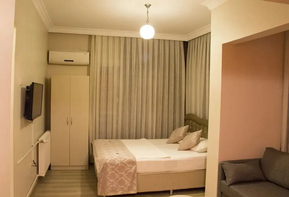 Измир: Itimat Otel Karsiyaka