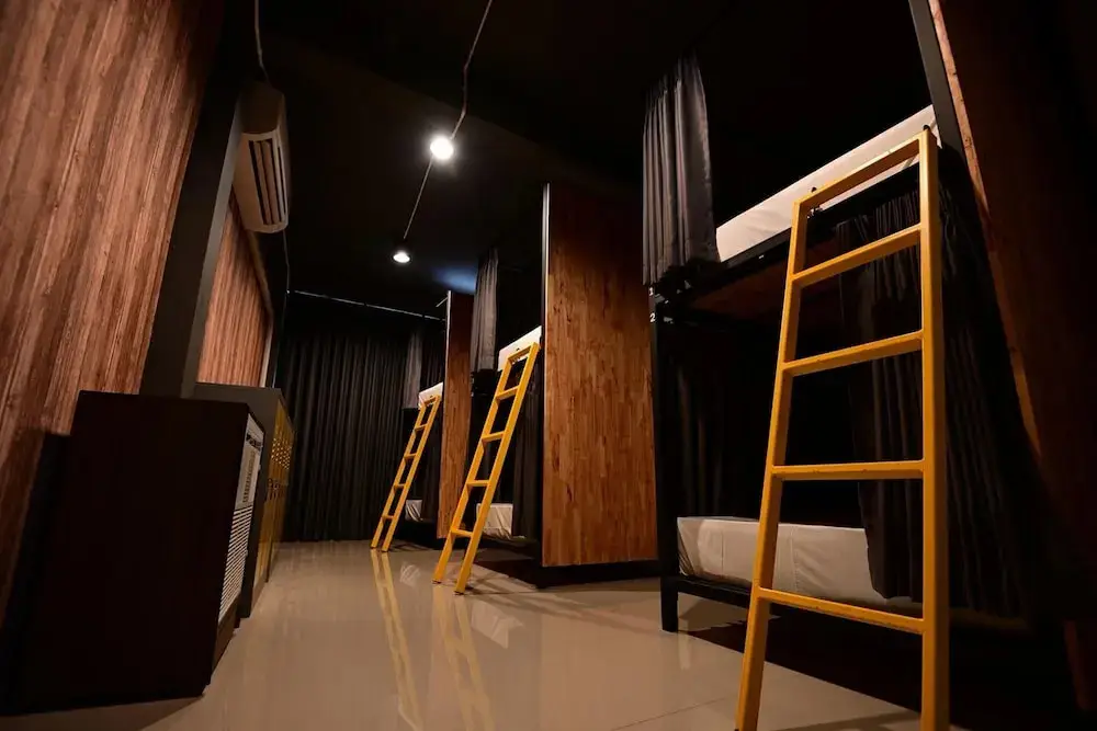 Бангкок: Room 22 Hostel - near Chinatown