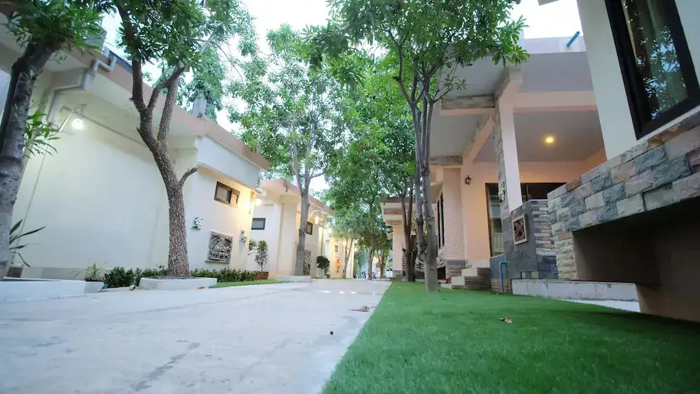Самутсонгкхрам: Khumphyazaw Resort