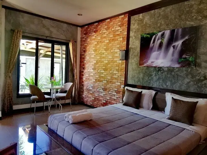Ban Phaeng: Khun Naparn Resort
