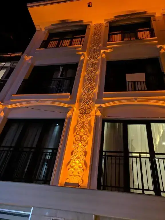 Стамбул: Basilissis Hotel