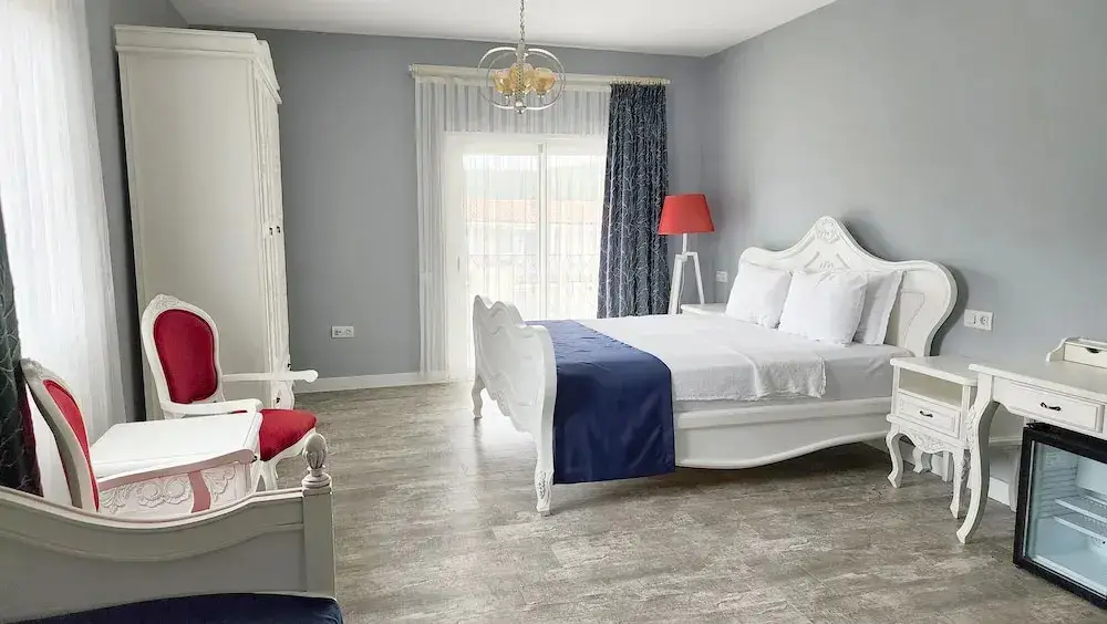 Урла: Otel Naturla Göl Evi
