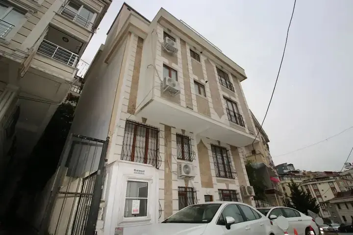 Стамбул: Kardeşler Apart