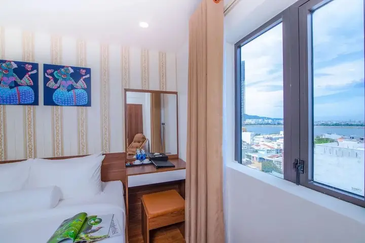 Дананг: Rest Hotel & Apartment Riverside Da Nang