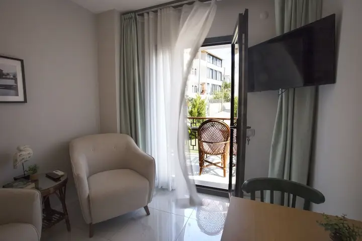 Датча: Pharos Hotel