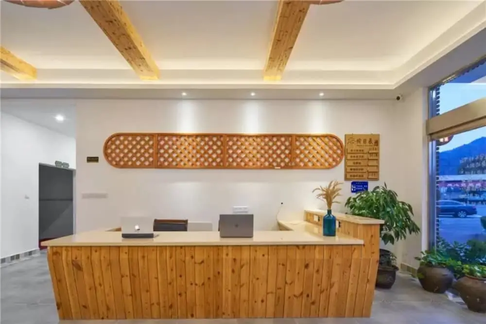 Нинбо: Floral Hotel Xiangfengling Hostel