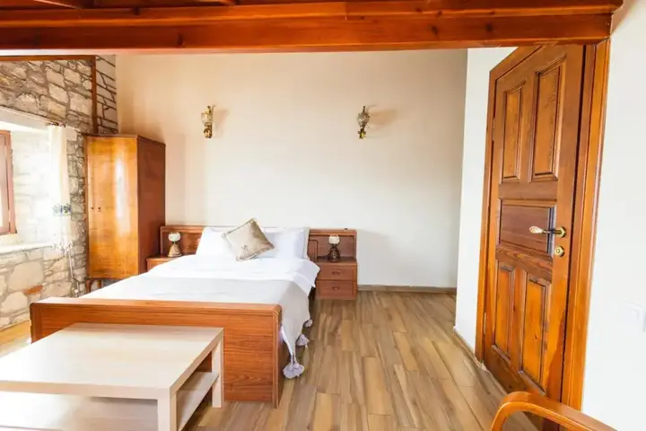 Урла: Lavantalı Konak Taş Ev - Otel&Restoran