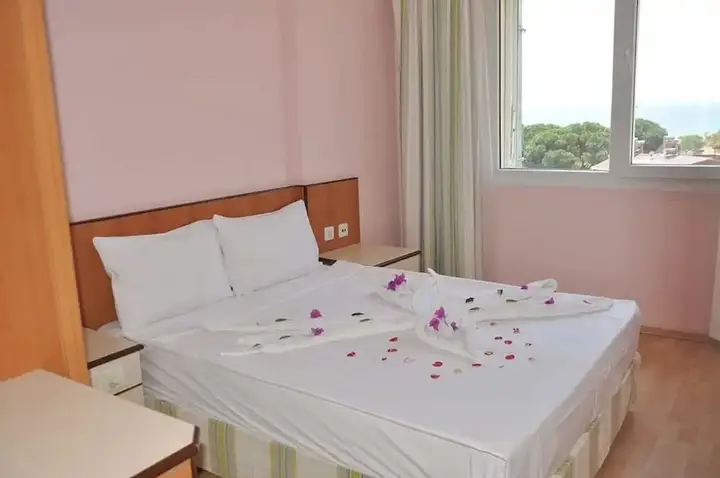 Гюмюльдур: Royal Nas Resort