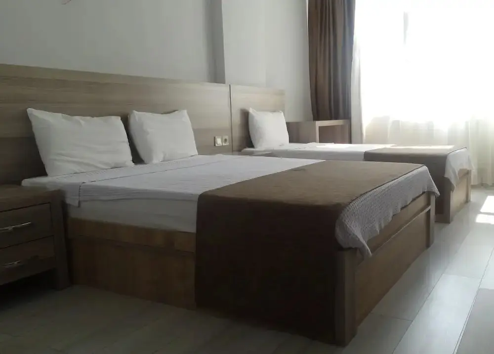 Анкара: Renq Hotel