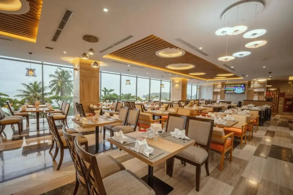Нячанг: Отель Navada Beach Hotel