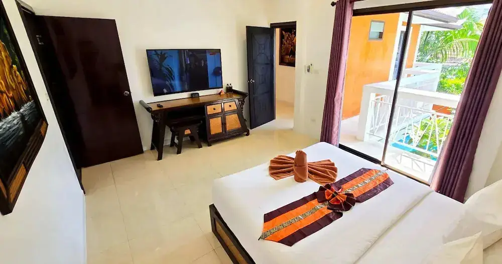 Паттайя: TUCHELAND Luxury Pool Villa Pattaya Walking Street