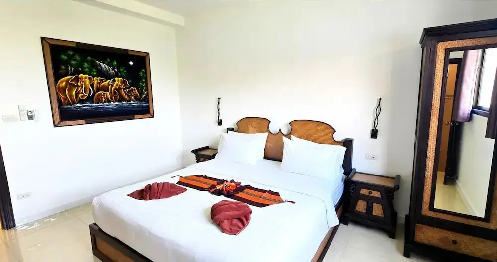 Паттайя: TUCHELAND Luxury Pool Villa Pattaya Walking Street