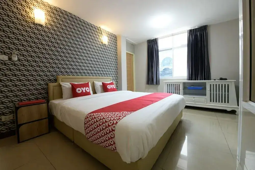 Паттайя: Oyo 315 Hari Om Delhi Darbar