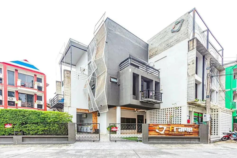 Oyo 435 Frame Residence — фото 1