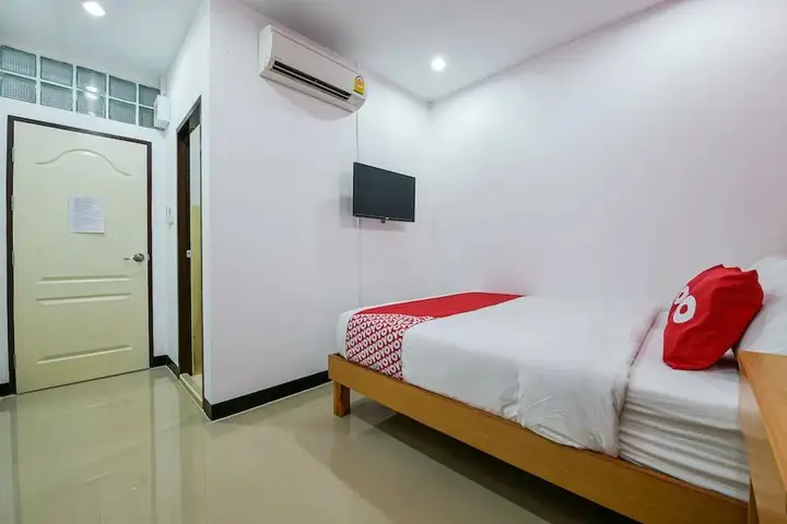 Паттайя: OYO 497 The Balagus Hotel