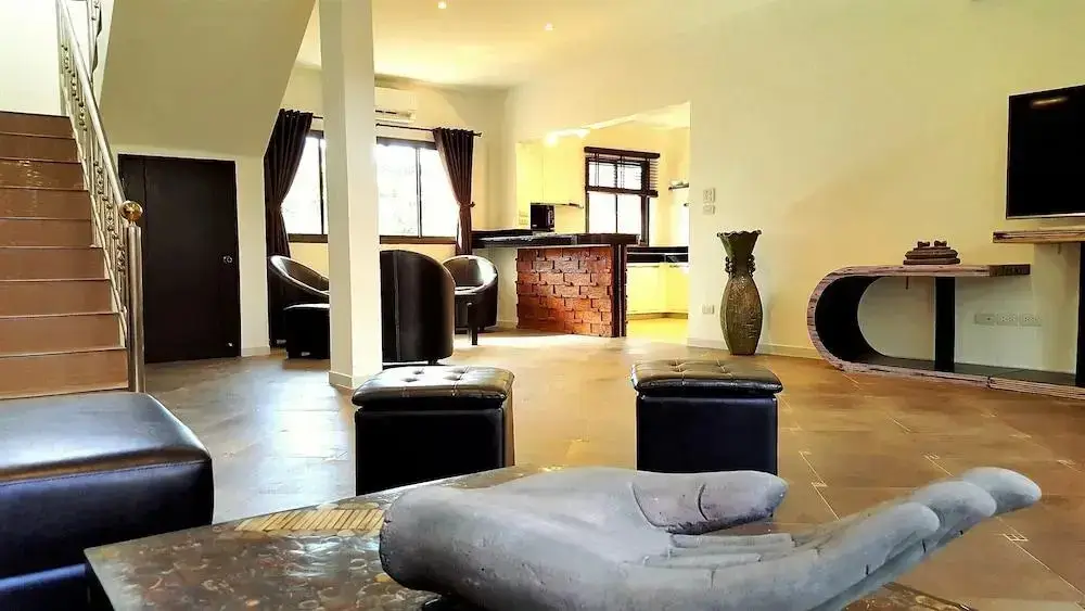 Паттайя: WOWLAND Luxury Pool Villa Pattaya Walking Street