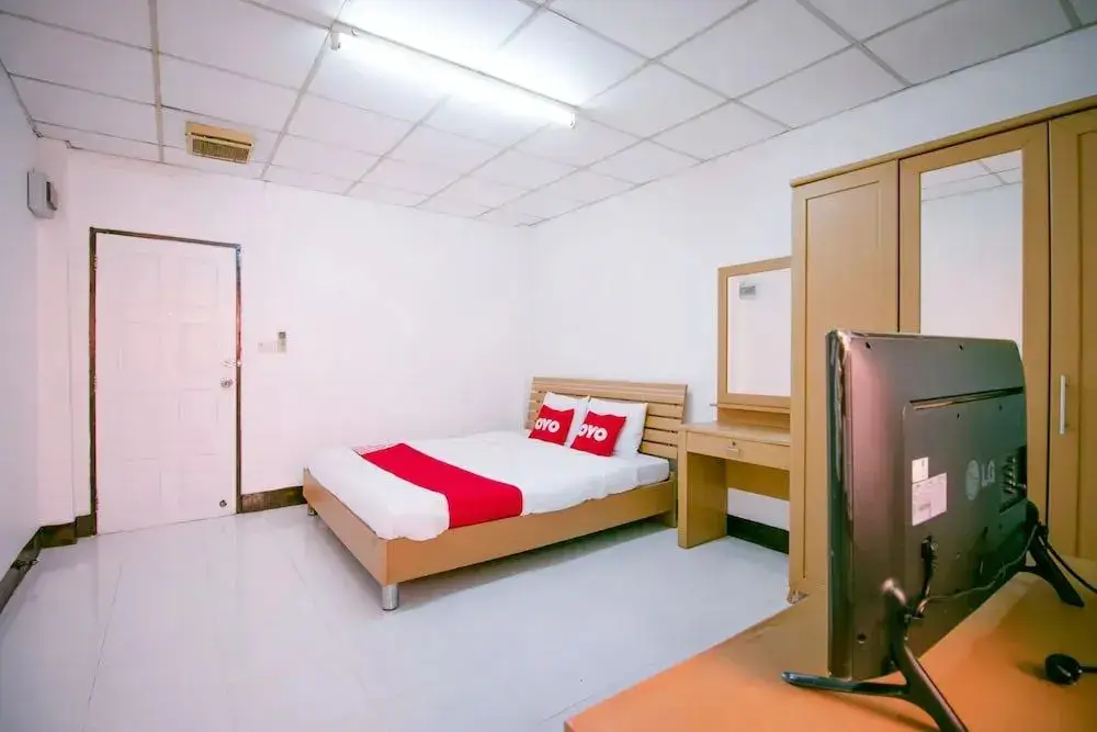 Бангкок: OYO 525 MRT Phetkasem 48 Place