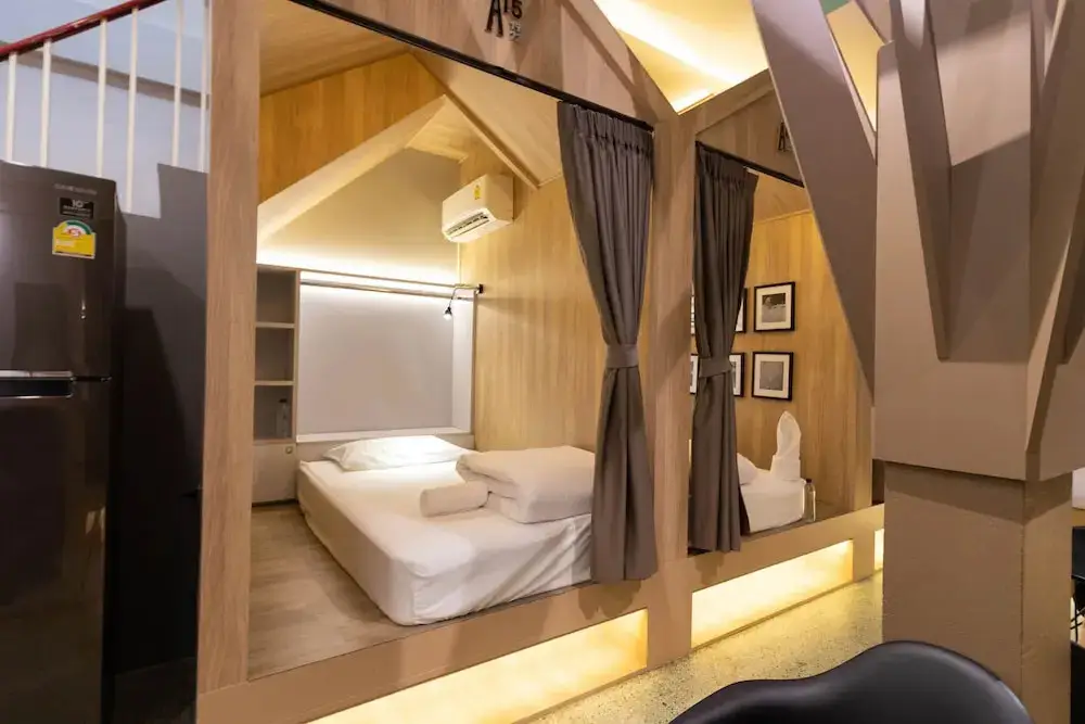 Столичный район Чантхабури: OYO 666 Apollo 19 Hostel