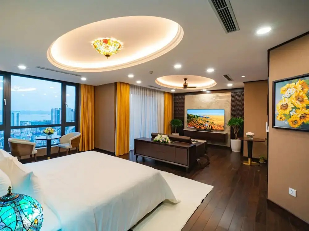 Халонг: D'Lioro Hotel & Resort