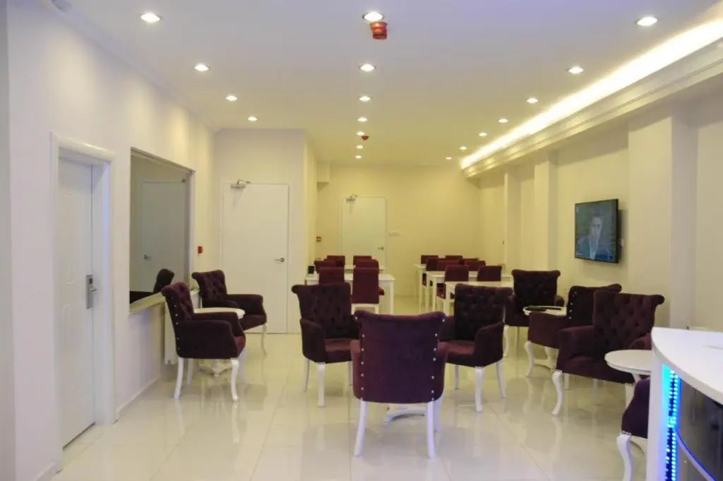 Мустафакемальпаша: Hotel Iscen