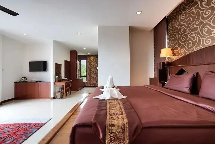 Самуи: Sunrise Mountain Resort