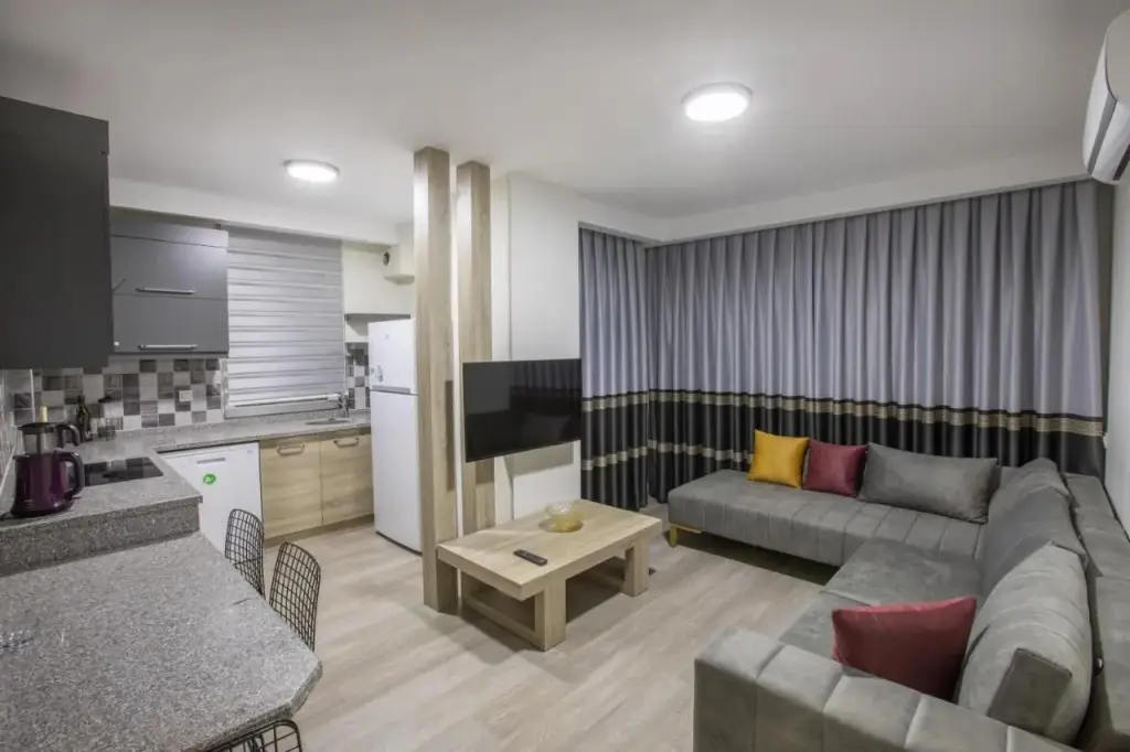 Анталья: Elanis Suites