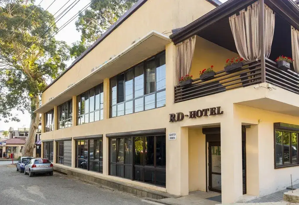 Гагра: "RD-Hotel"