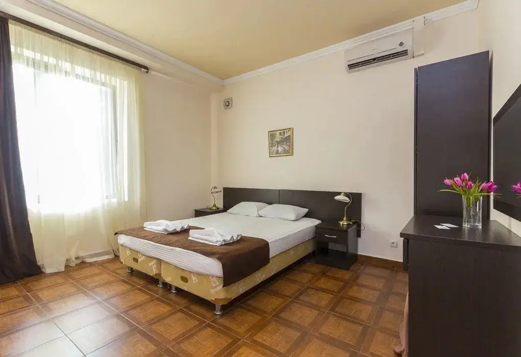 Гагра: "RD-Hotel"