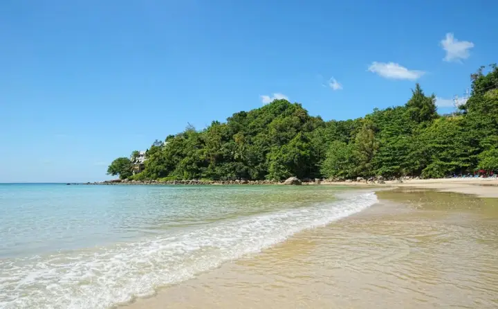 Пхукет: Absolute Beach Resort (Tri Trang Beach)