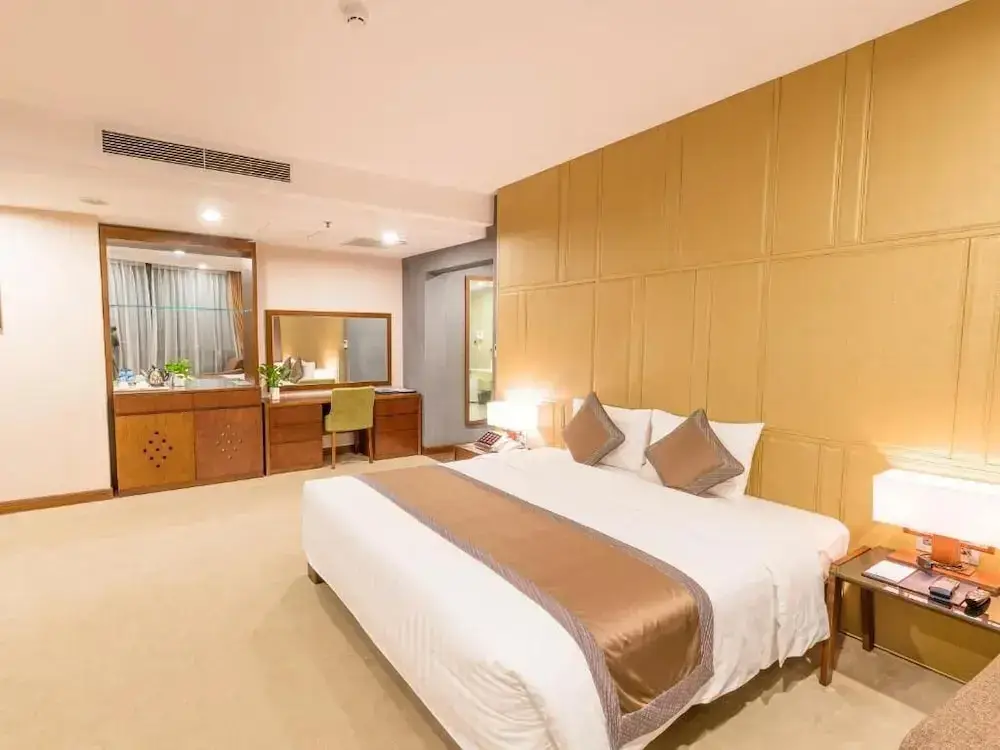 Халонг: Bien Bac Hotel